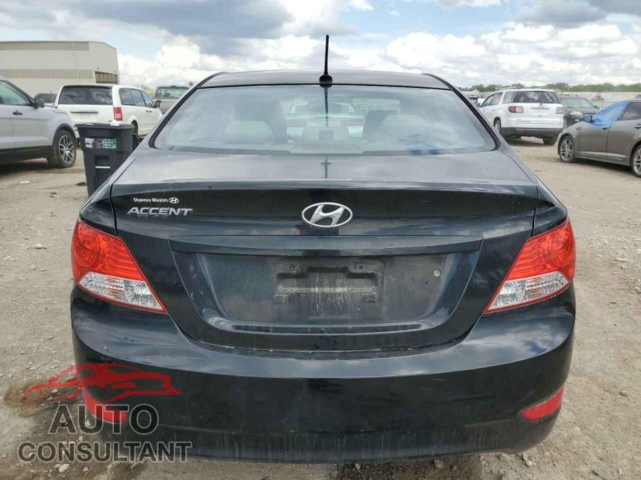 HYUNDAI ACCENT 2013 - KMHCU4AE6DU423517