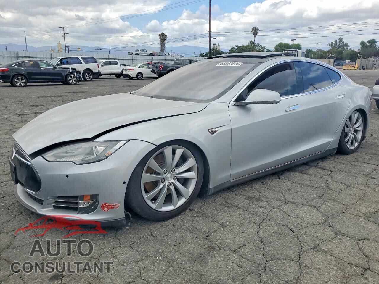 TESLA MODEL S 2014 - 5YJSA1H1XEFP54167