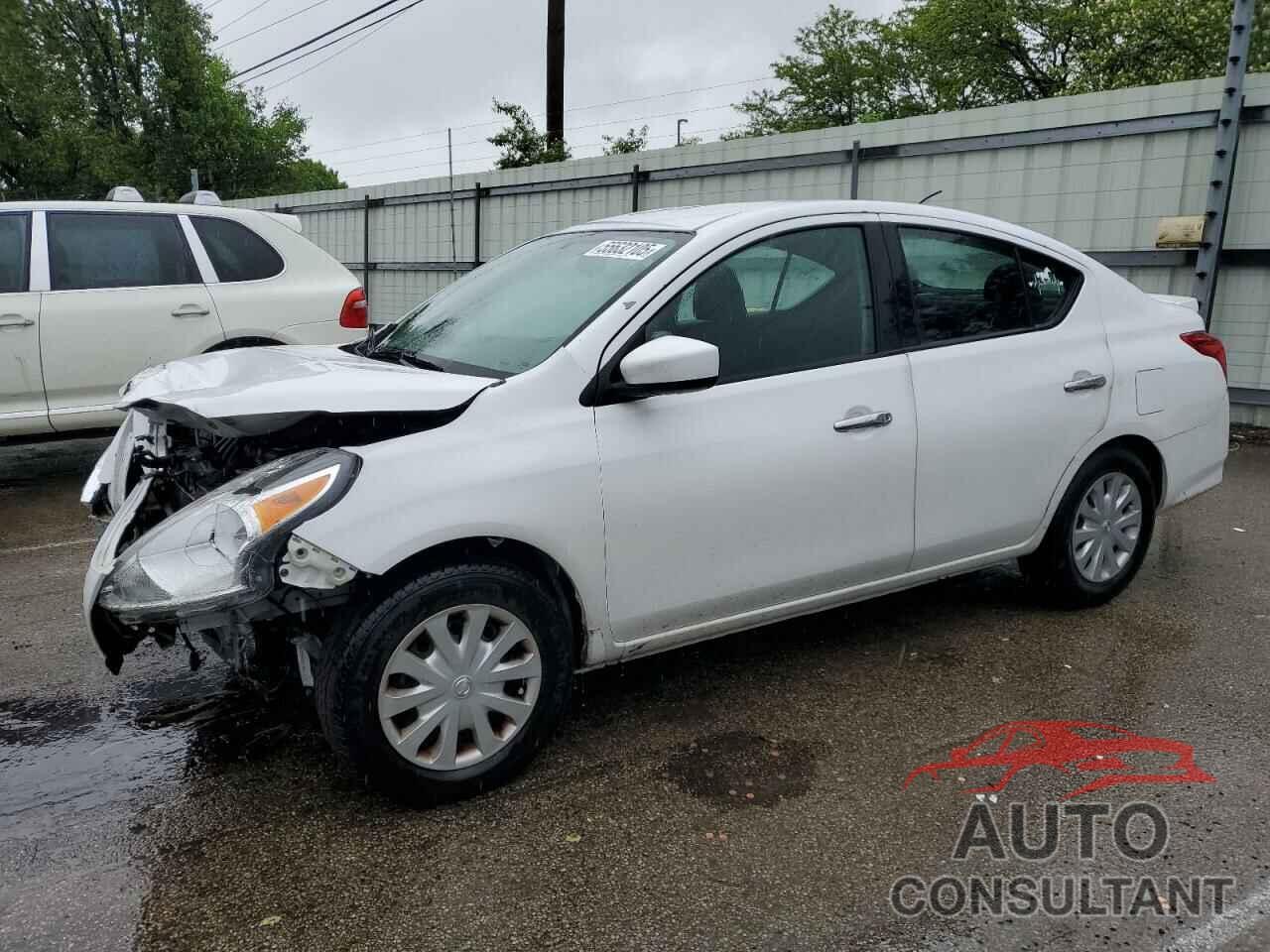 NISSAN VERSA 2018 - 3N1CN7APXJL814604