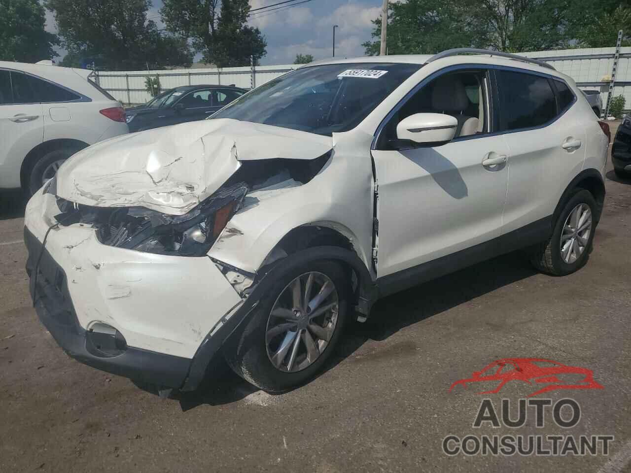 NISSAN ROGUE 2018 - JN1BJ1CR7JW201899