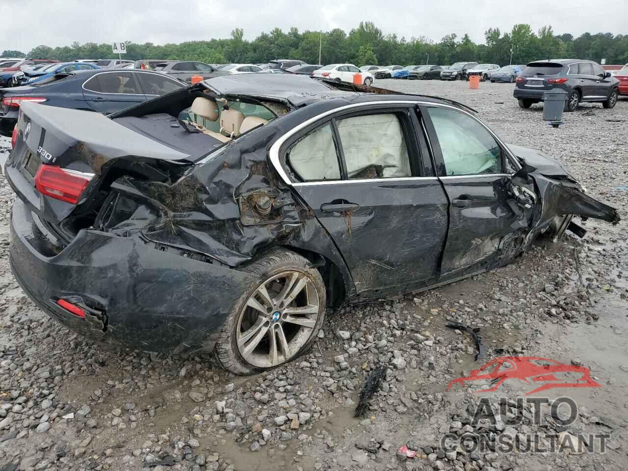 BMW 3 SERIES 2018 - WBA8B9C57JK676702