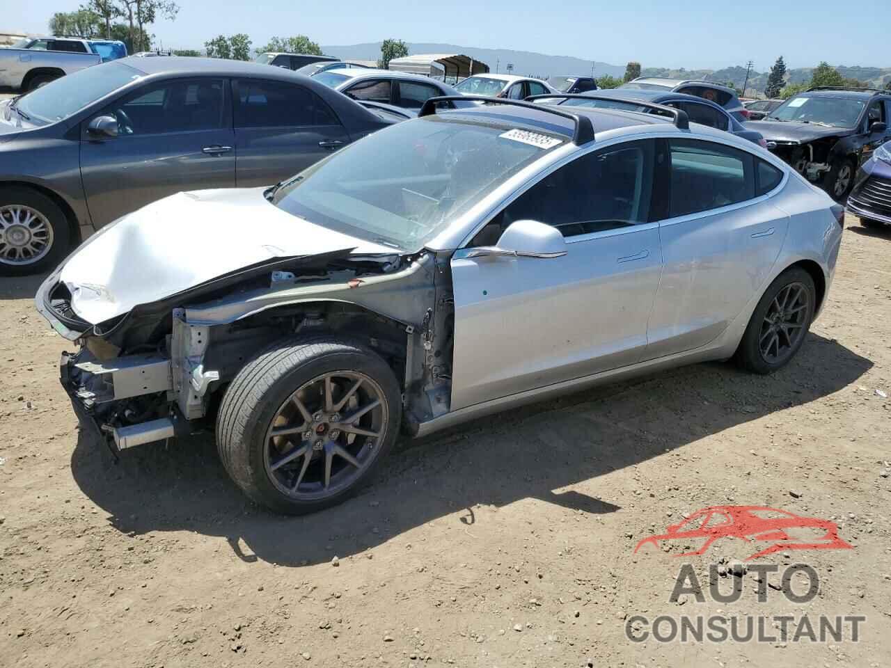 TESLA MODEL 3 2018 - 5YJ3E1EB1JF065313