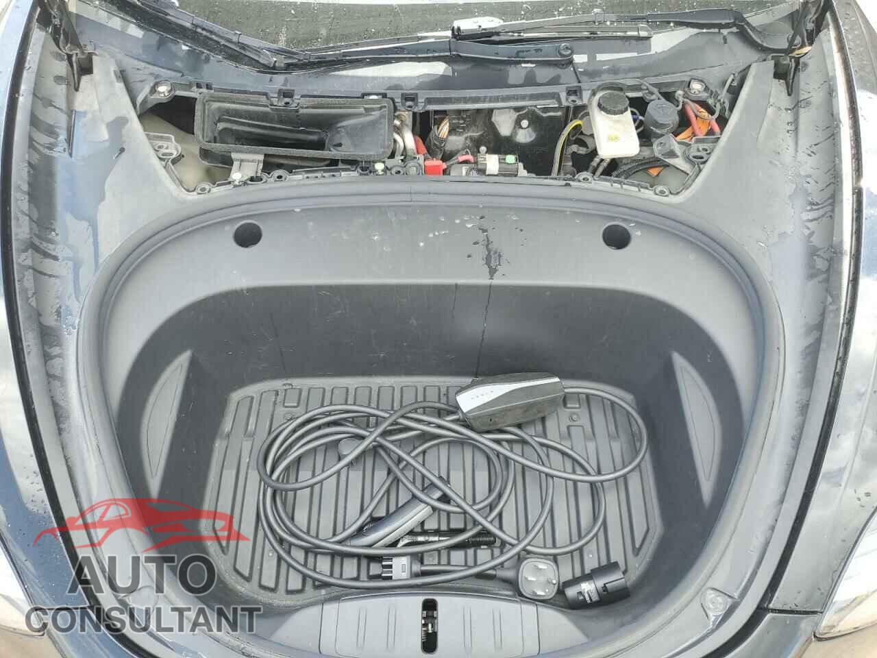 TESLA MODEL 3 2022 - 5YJ3E1EA2NF370204