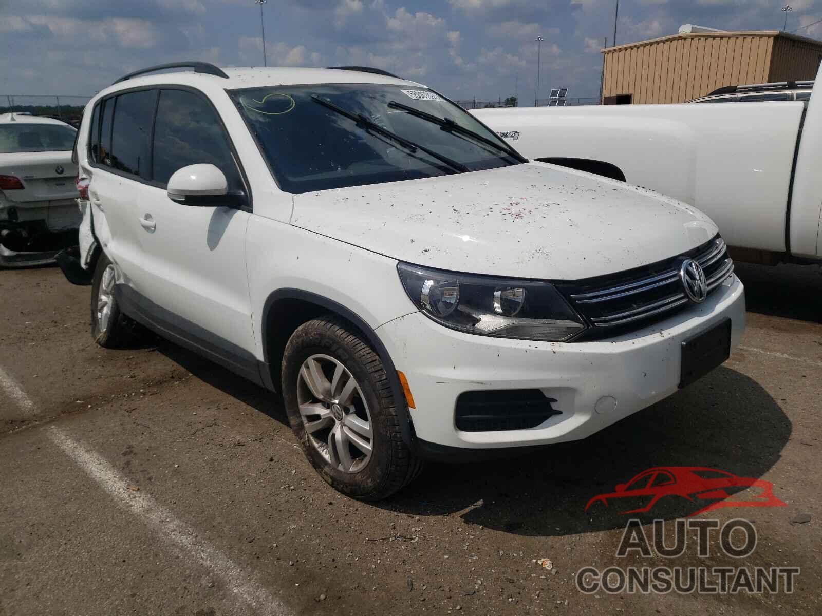 VOLKSWAGEN TIGUAN 2016 - WVGAV7AX5GK000435