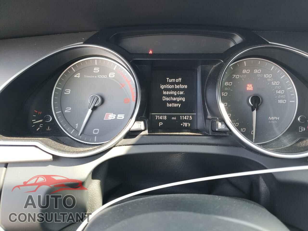 AUDI S5/RS5 2013 - WAUCGAFH2DN015567