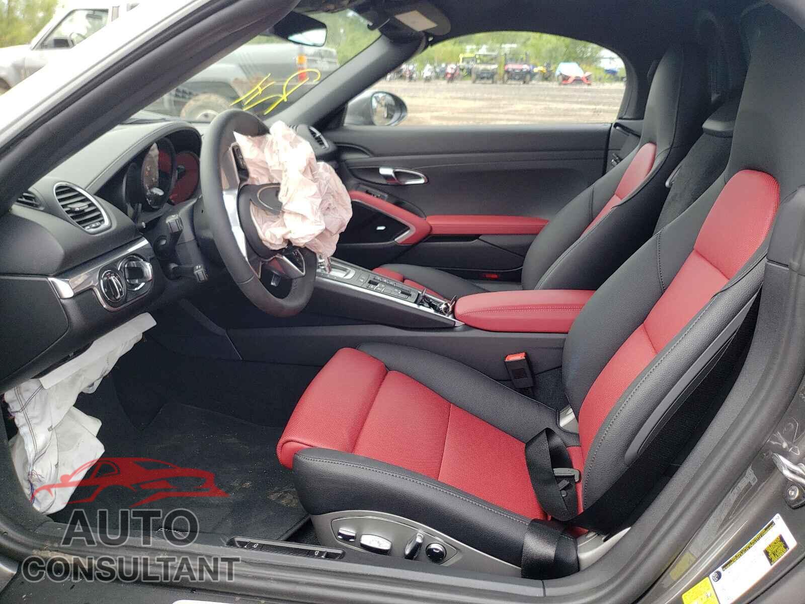 PORSCHE BOXSTER 2021 - WP0CA2A87MS210762