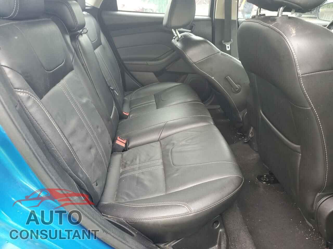 FORD FOCUS 2014 - 1FADP3K22EL417404