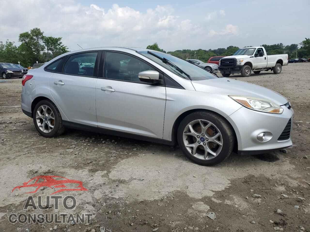 FORD FOCUS 2014 - 1FADP3F28EL178743