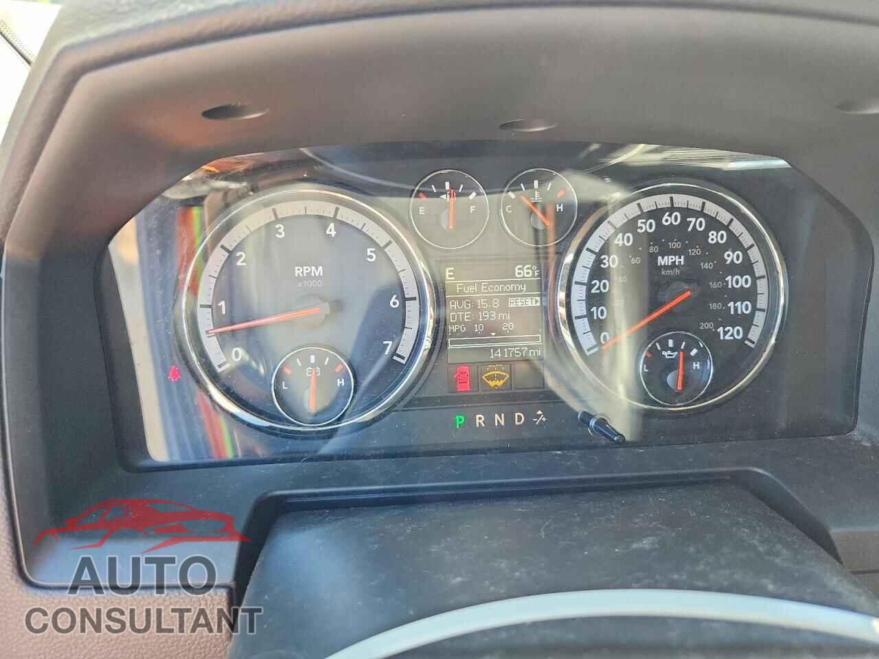 DODGE RAM 1500 2012 - 1C6RD7NT9CS172132