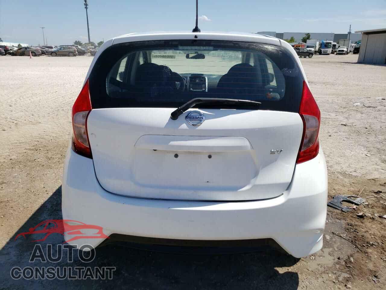 NISSAN VERSA 2017 - 3N1CE2CP3HL371366