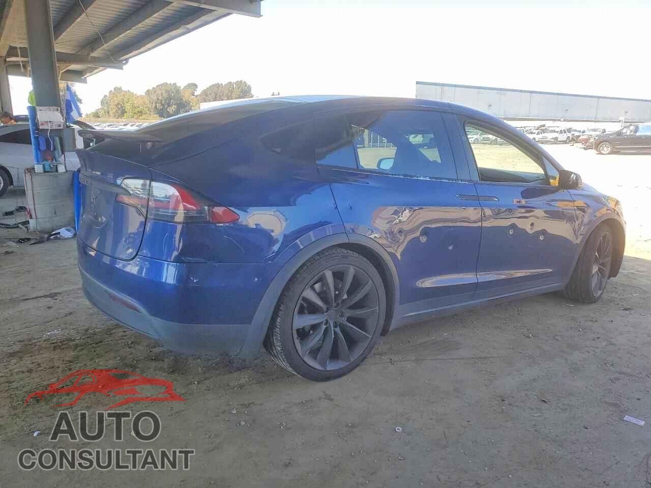 TESLA MODEL X 2017 - 5YJXCAE26HF044314