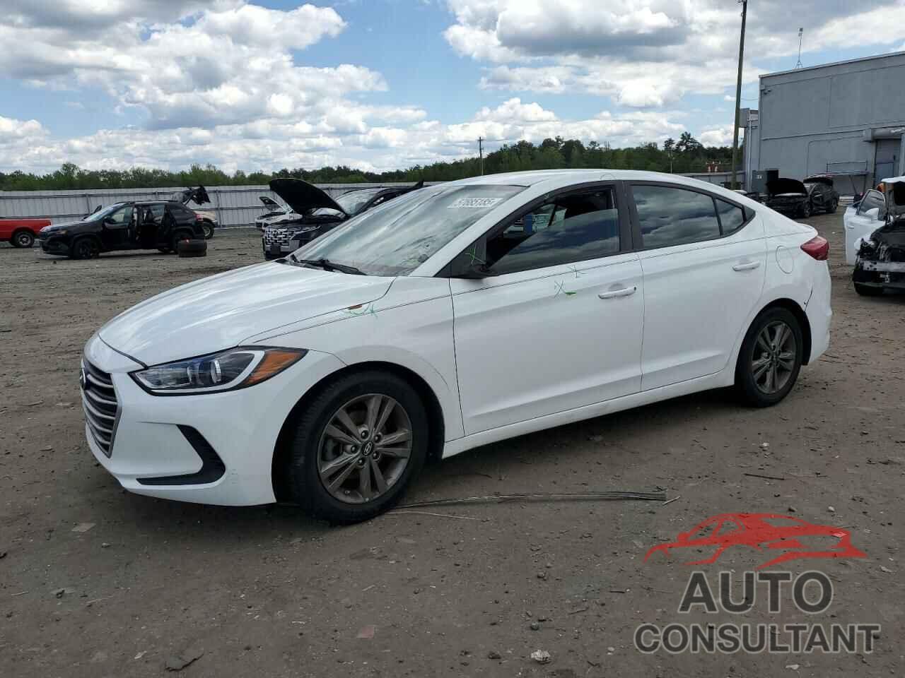 HYUNDAI ELANTRA 2018 - 5NPD84LF3JH247101