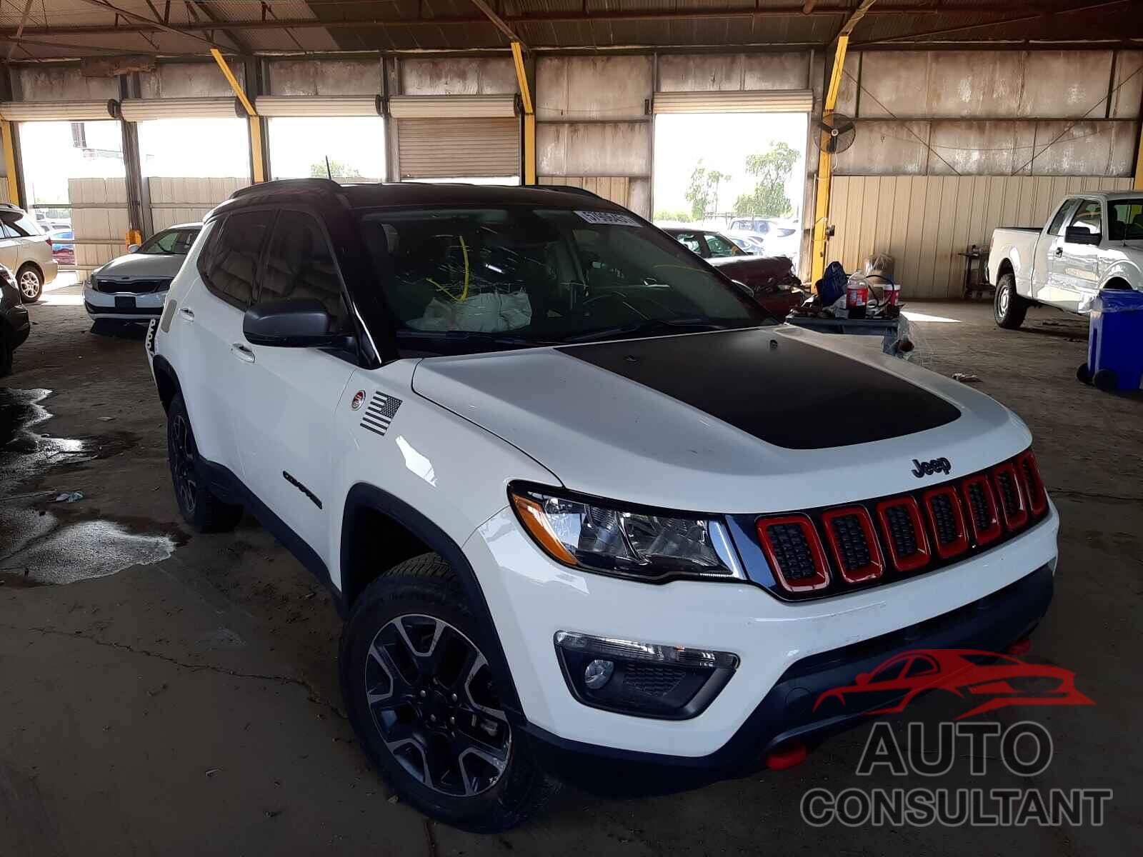 JEEP COMPASS 2019 - 3C4NJDDB1KT671351
