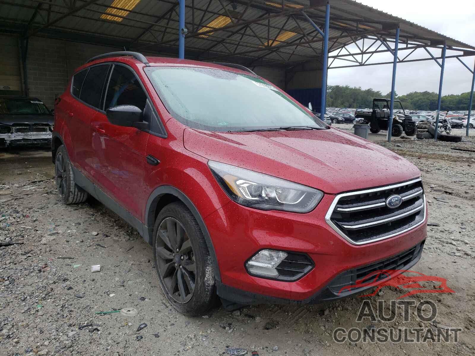 FORD ESCAPE 2019 - 1FMCU0GD8KUA74249