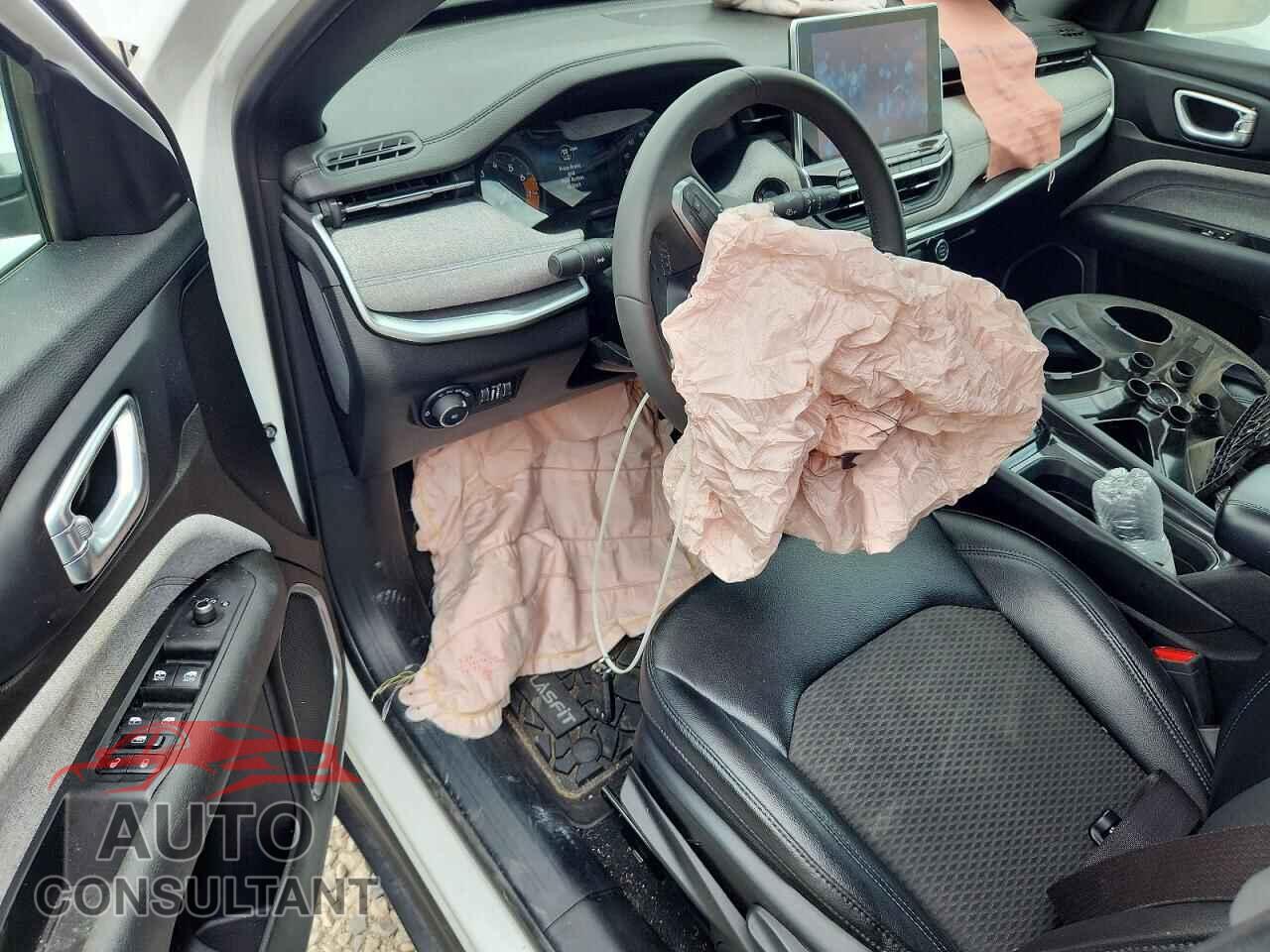 JEEP COMPASS 2024 - 3C4NJDBN7RT605569