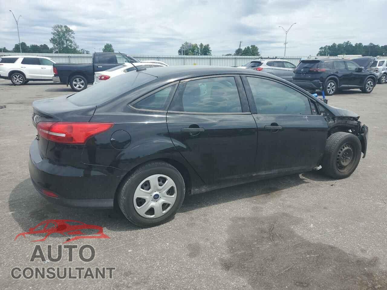 FORD FOCUS 2017 - 1FADP3E29HL326940