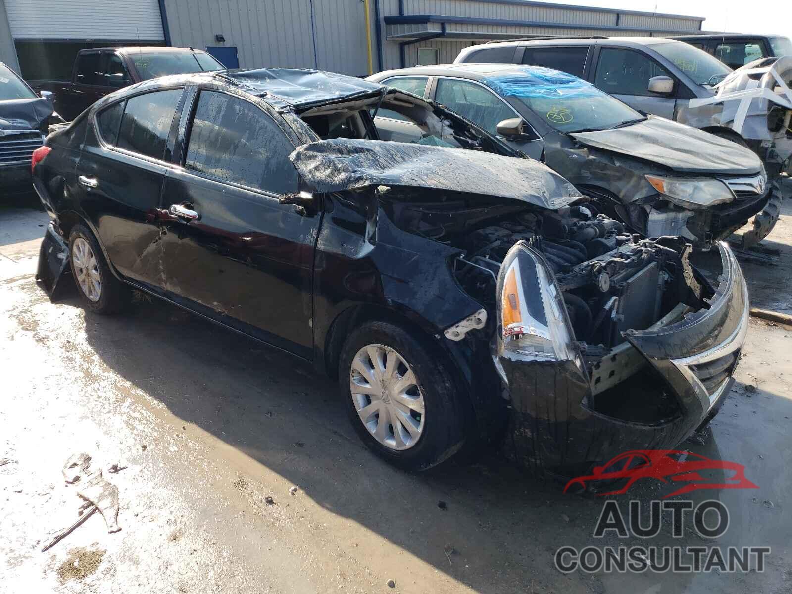 NISSAN VERSA 2017 - 3N1CN7AP7HL889335