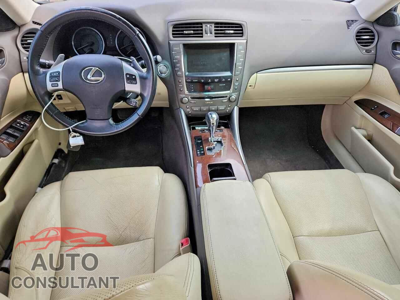 LEXUS IS 2012 - JTHBF5C24C5172748