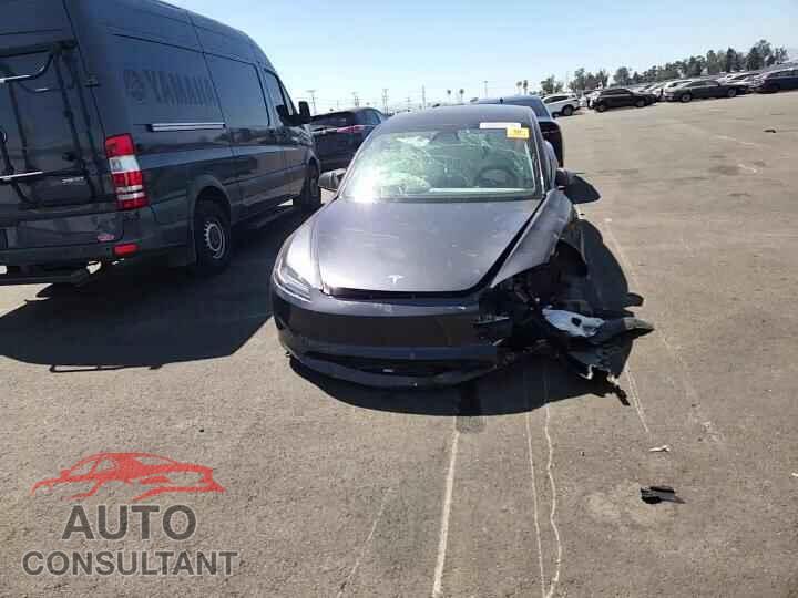 TESLA MODEL 3 2025 - 5YJ3E1EA9SF013761