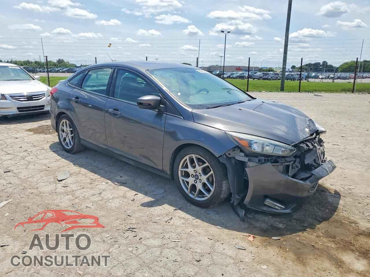 FORD FOCUS 2015 - 1FADP3F22FL200950