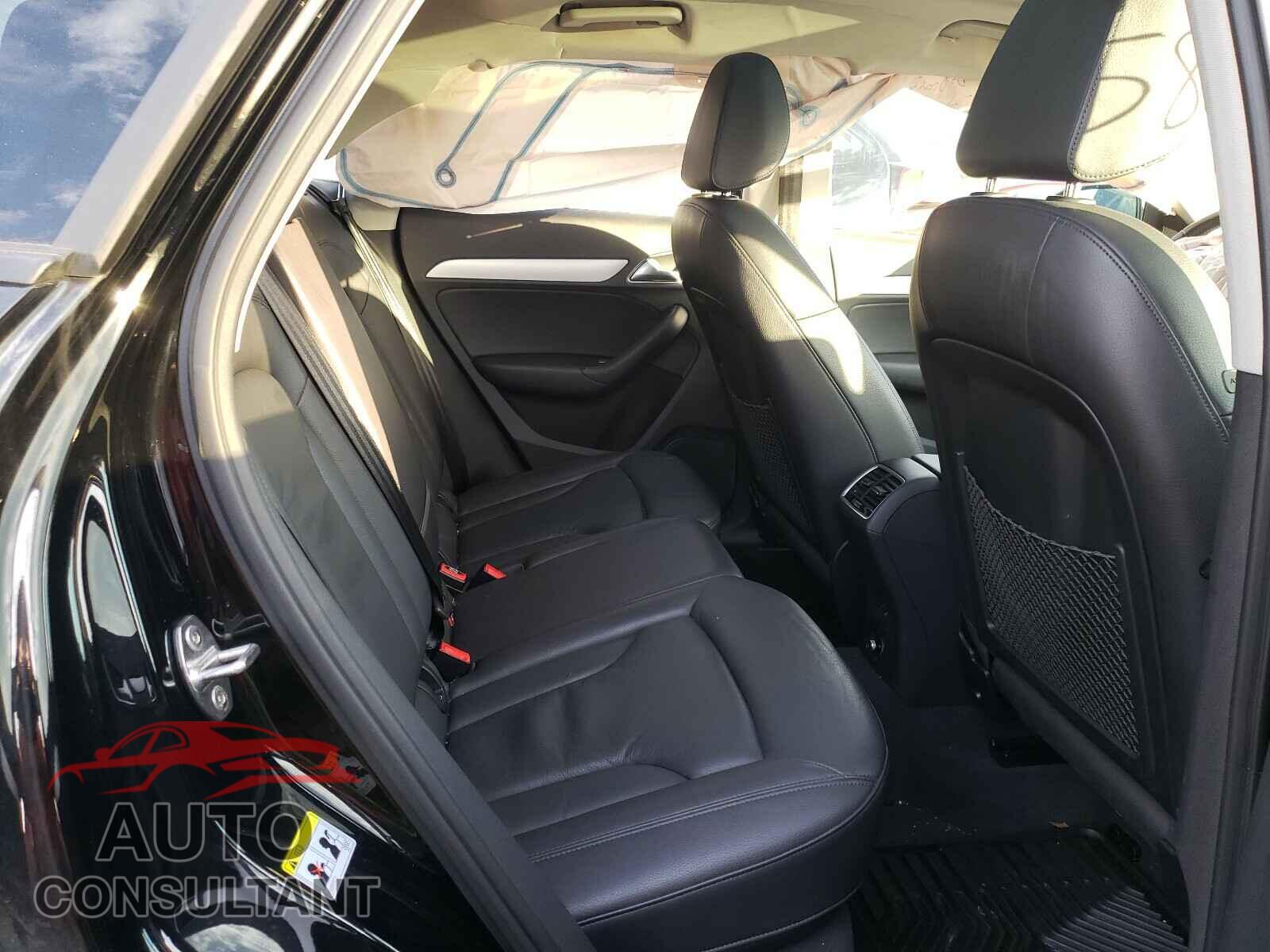 AUDI Q3 2017 - WA1ECCFS2HR014393
