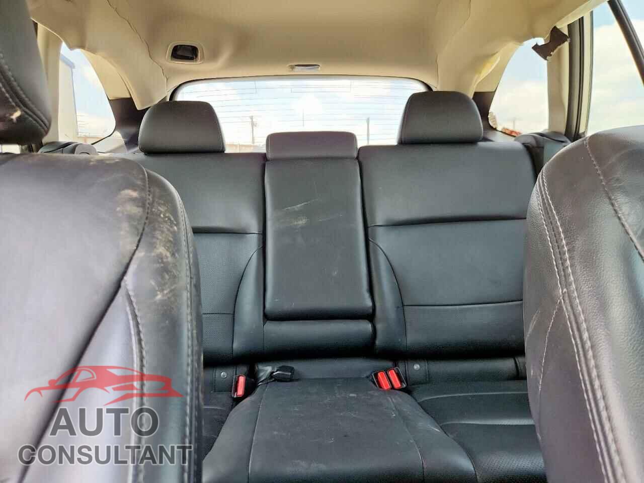 SUBARU OUTBACK 2015 - 4S4BSBLC8F3275221