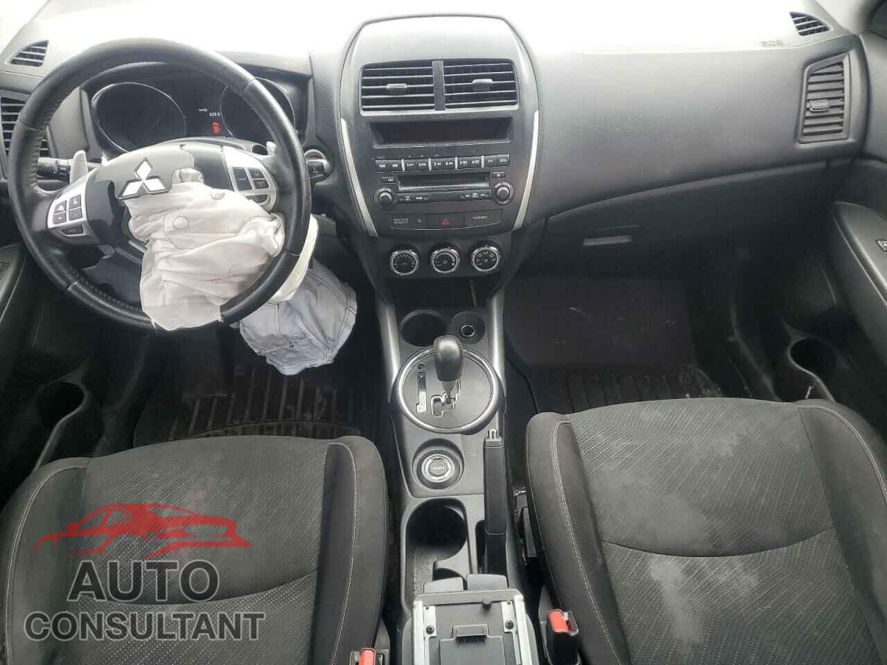 MITSUBISHI OUTLANDER 2013 - 4A4AR4AUXDE020258