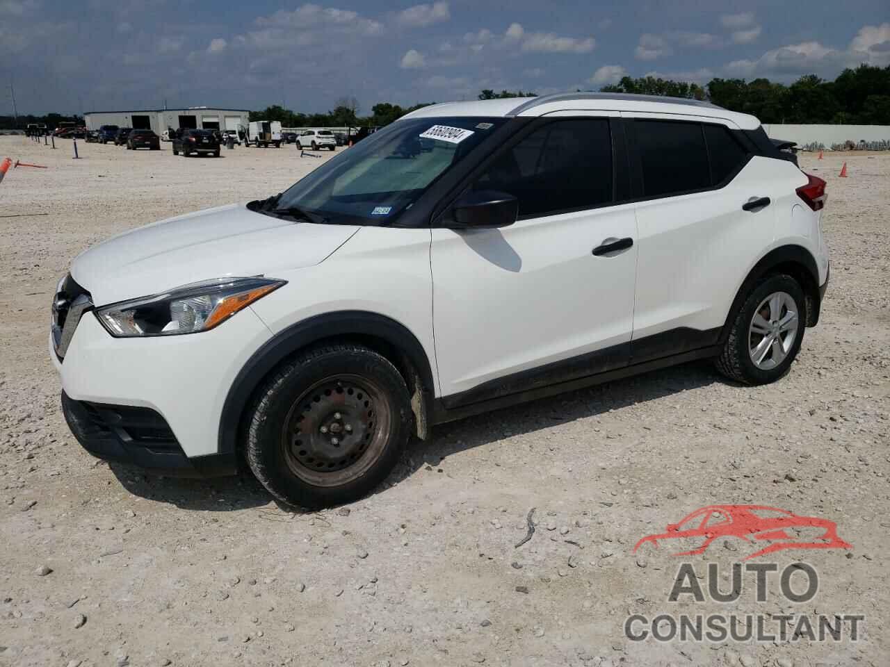 NISSAN KICKS 2018 - 3N1CP5CU9JL545609