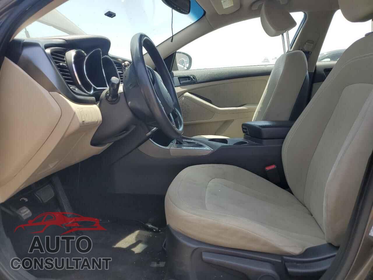 KIA OPTIMA 2011 - KNAGM4A72B5117877