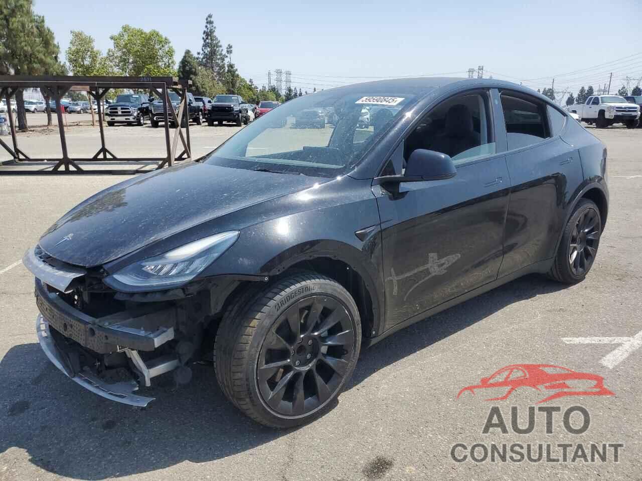 TESLA MODEL Y 2021 - 5YJYGDED3MF110310
