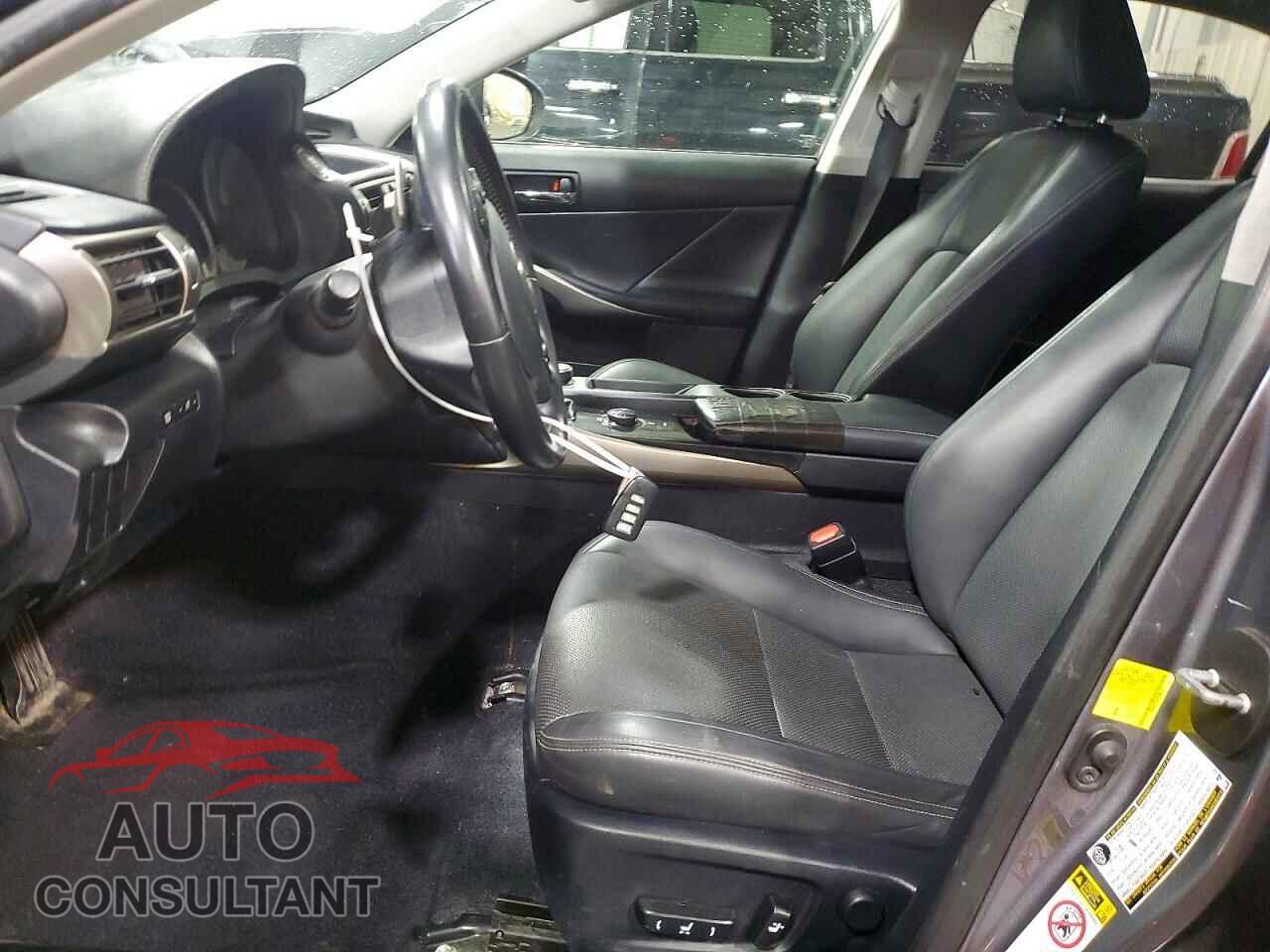 LEXUS IS 2014 - JTHBF1D24E5030927