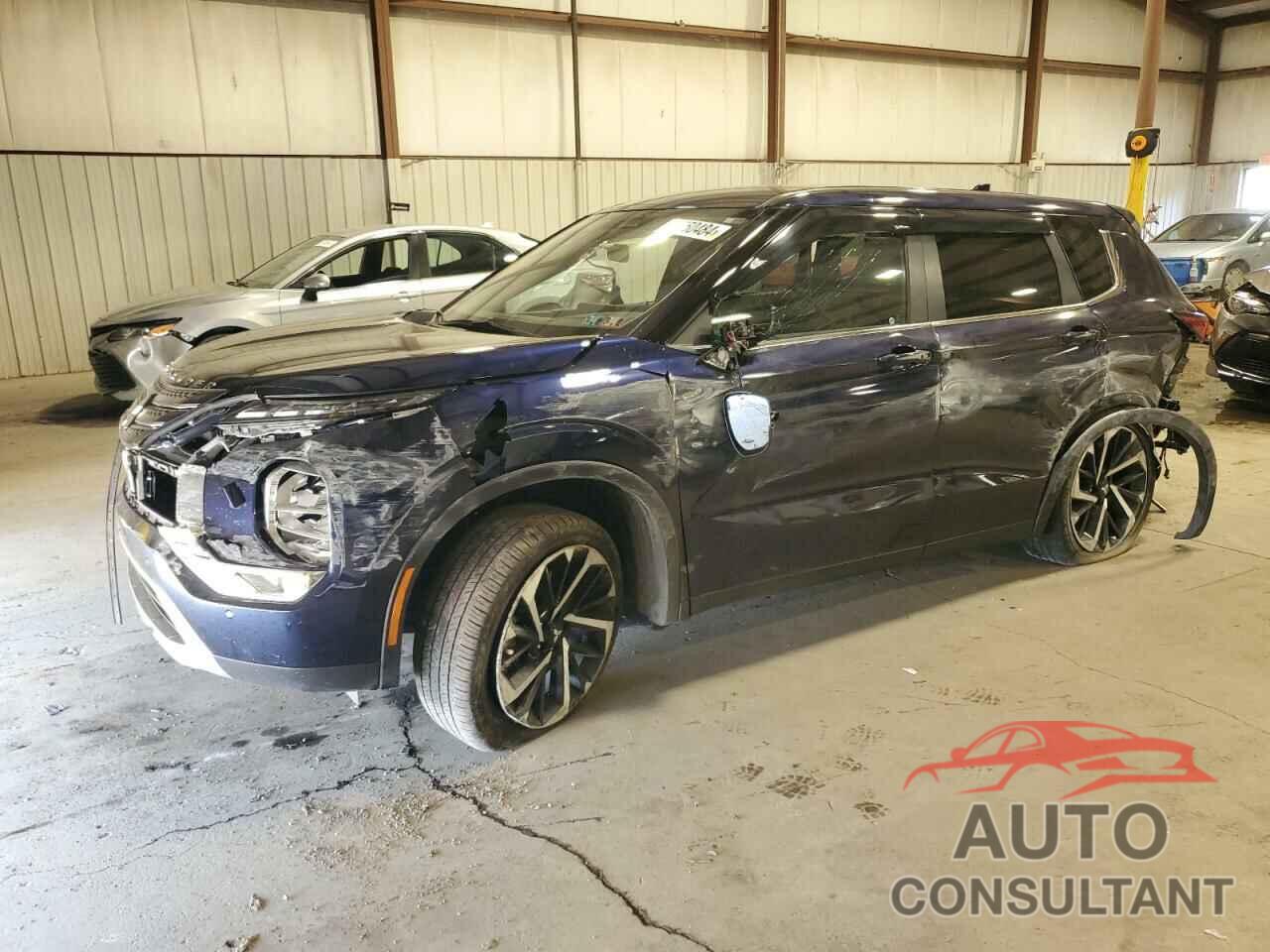 MITSUBISHI OUTLANDER 2023 - JA4J4UA82PZ017242