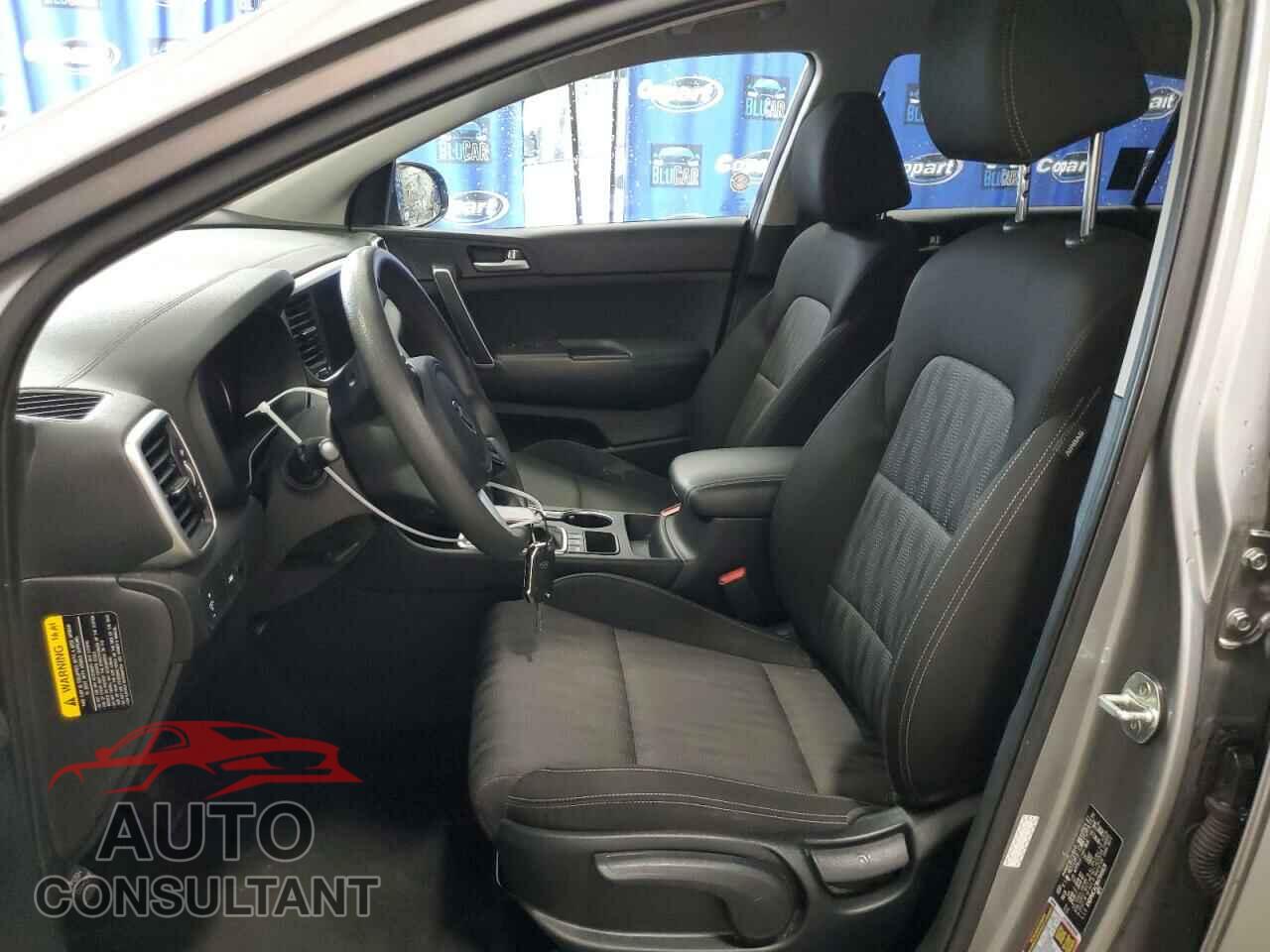 KIA SPORTAGE 2021 - KNDPMCAC9M7945829