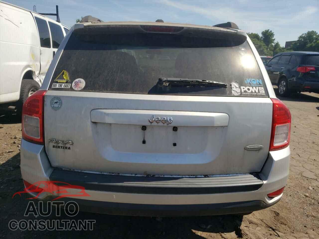 JEEP COMPASS 2011 - 1J4NF1FB1BD282397