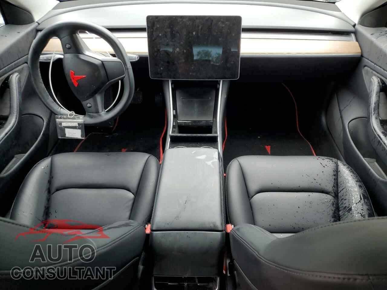 TESLA MODEL 3 2018 - 5YJ3E1EB2JF086624