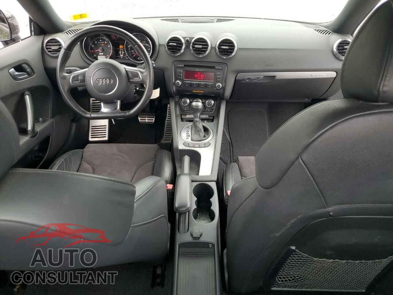 AUDI TT 2013 - TRUBFAFK1D1015280