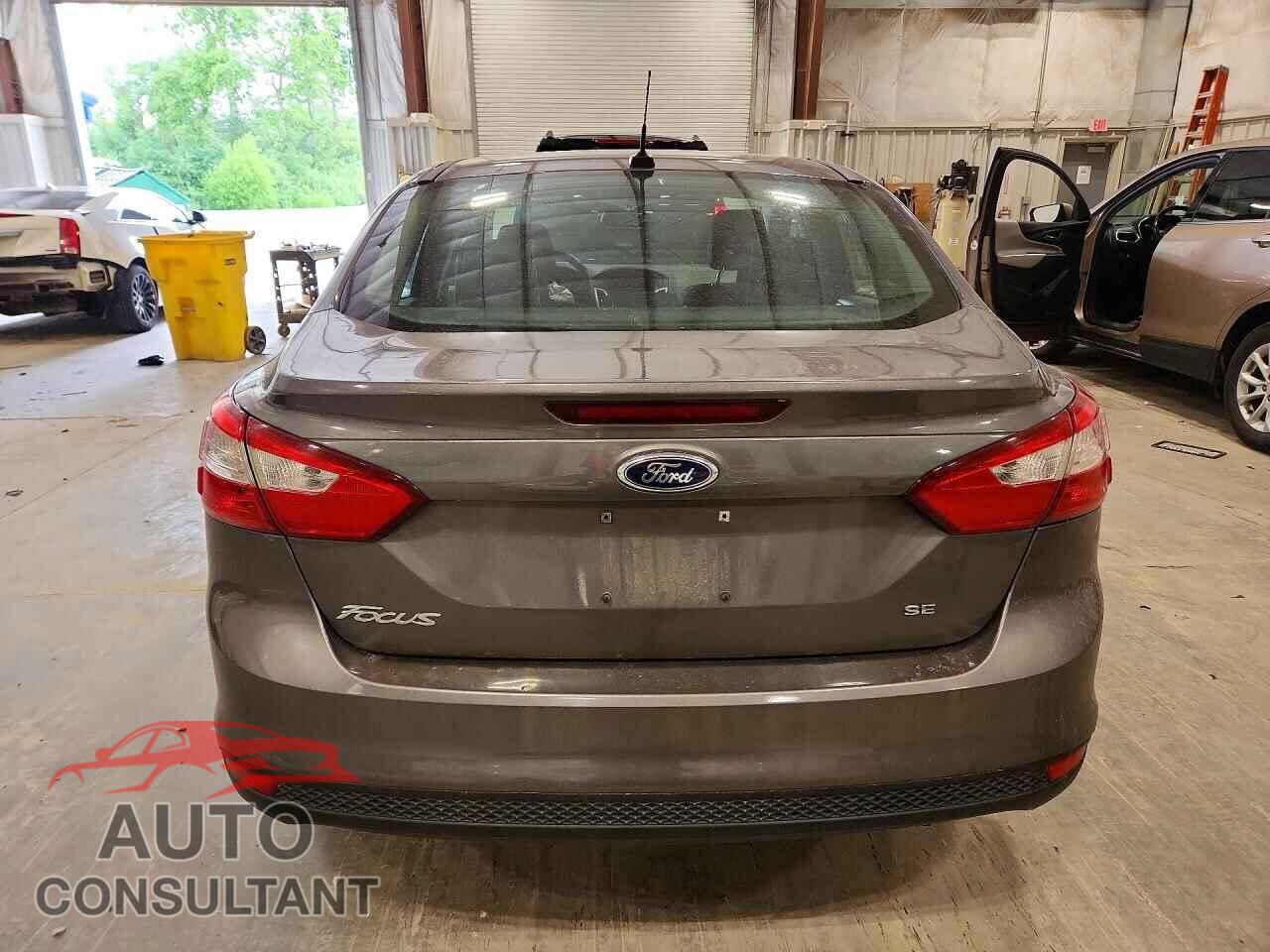 FORD FOCUS 2012 - 1FAHP3F23CL353396