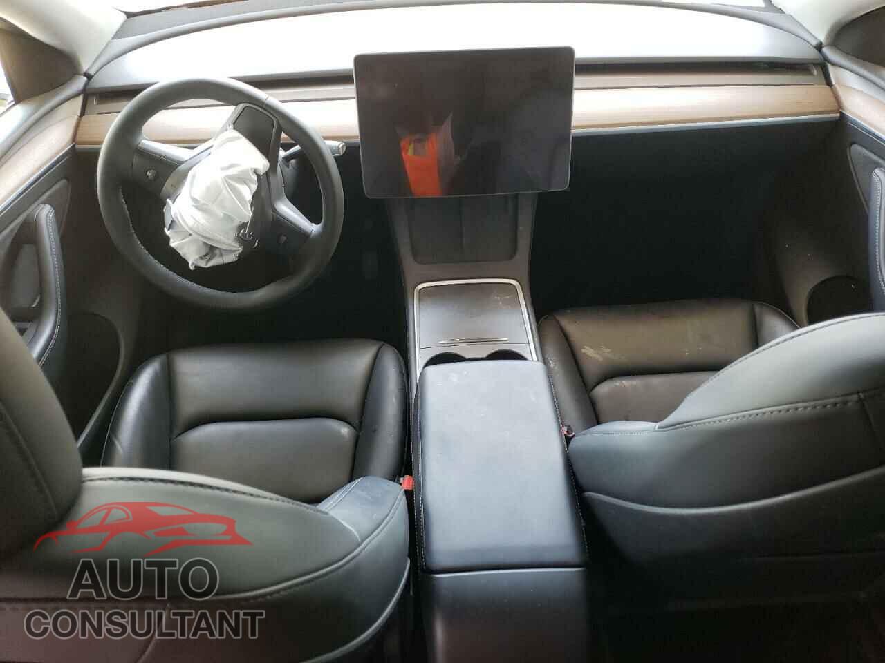 TESLA MODEL Y 2023 - 7SAYGDEEXPF809644