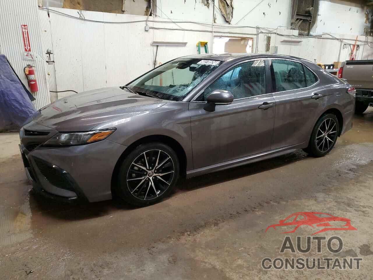 TOYOTA CAMRY 2022 - 4T1G11AK4NU689957