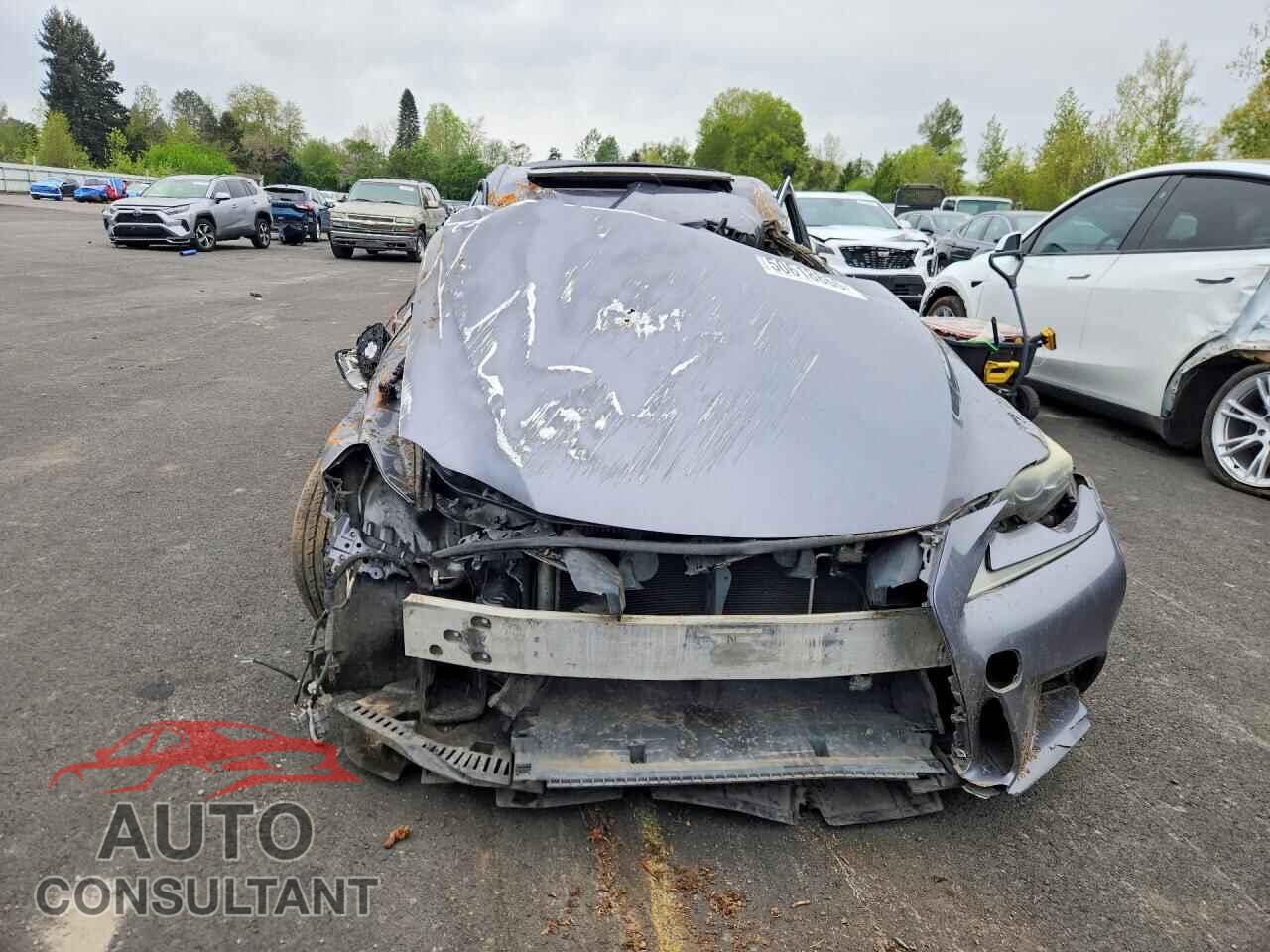 LEXUS IS 2014 - JTHBF1D29E5024055