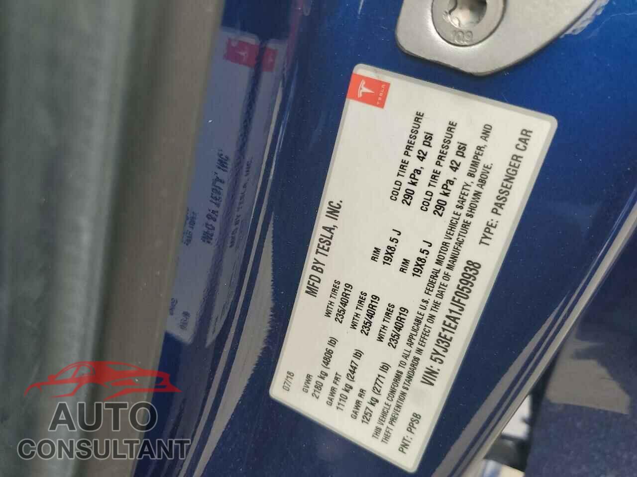 TESLA MODEL 3 2018 - 5YJ3E1EA1JF059938