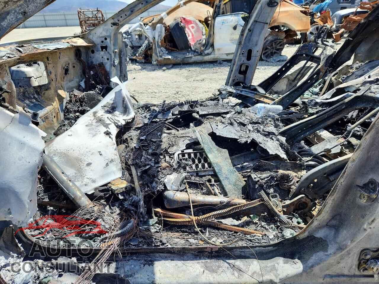 TESLA MODEL 3 2023 - 5YJ3E1EA2PF703973