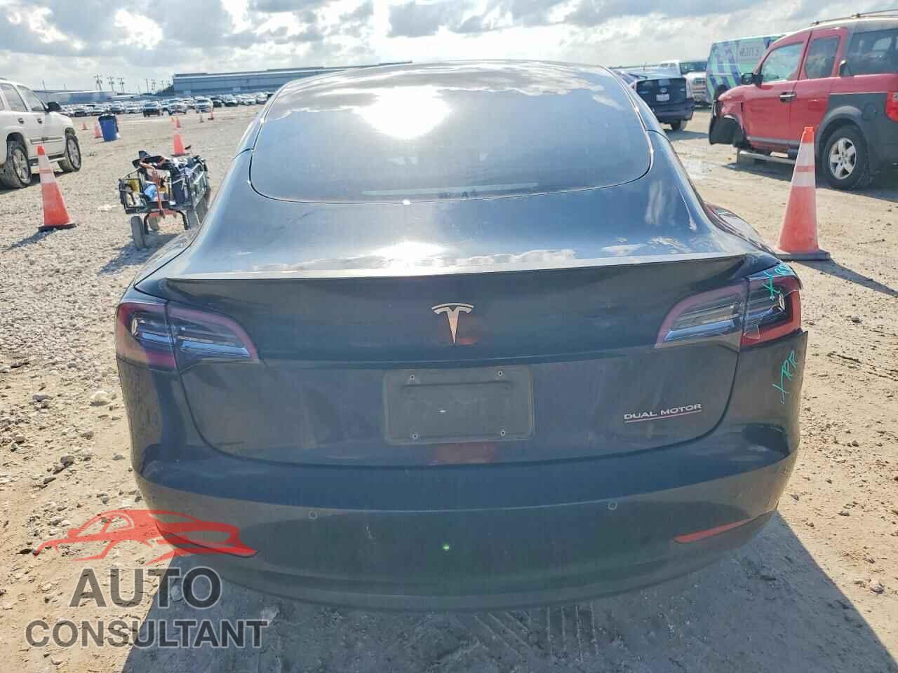 TESLA MODEL 3 2022 - 5YJ3E1EC4NF168983