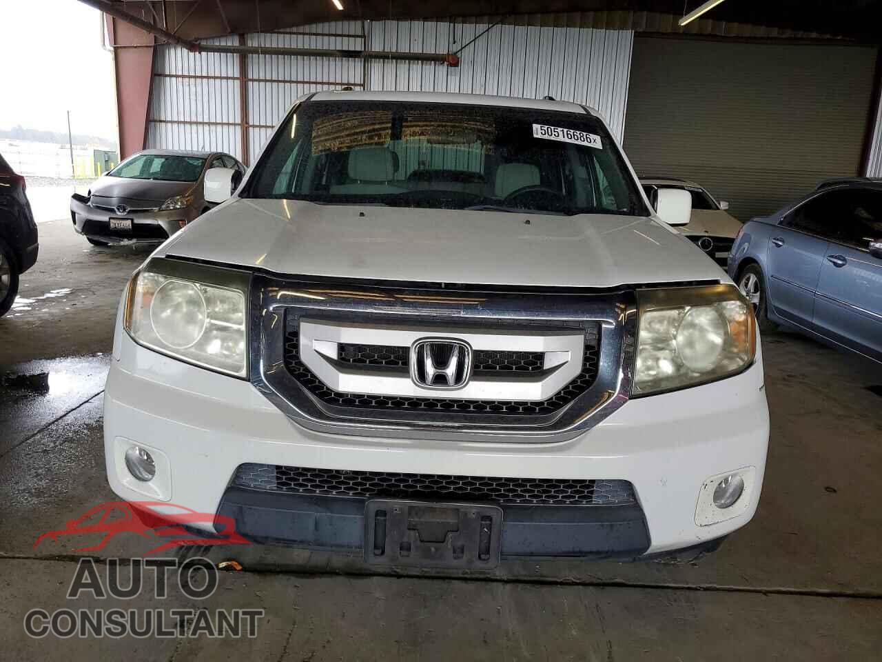 HONDA PILOT 2011 - 5FNYF3H41BB010843