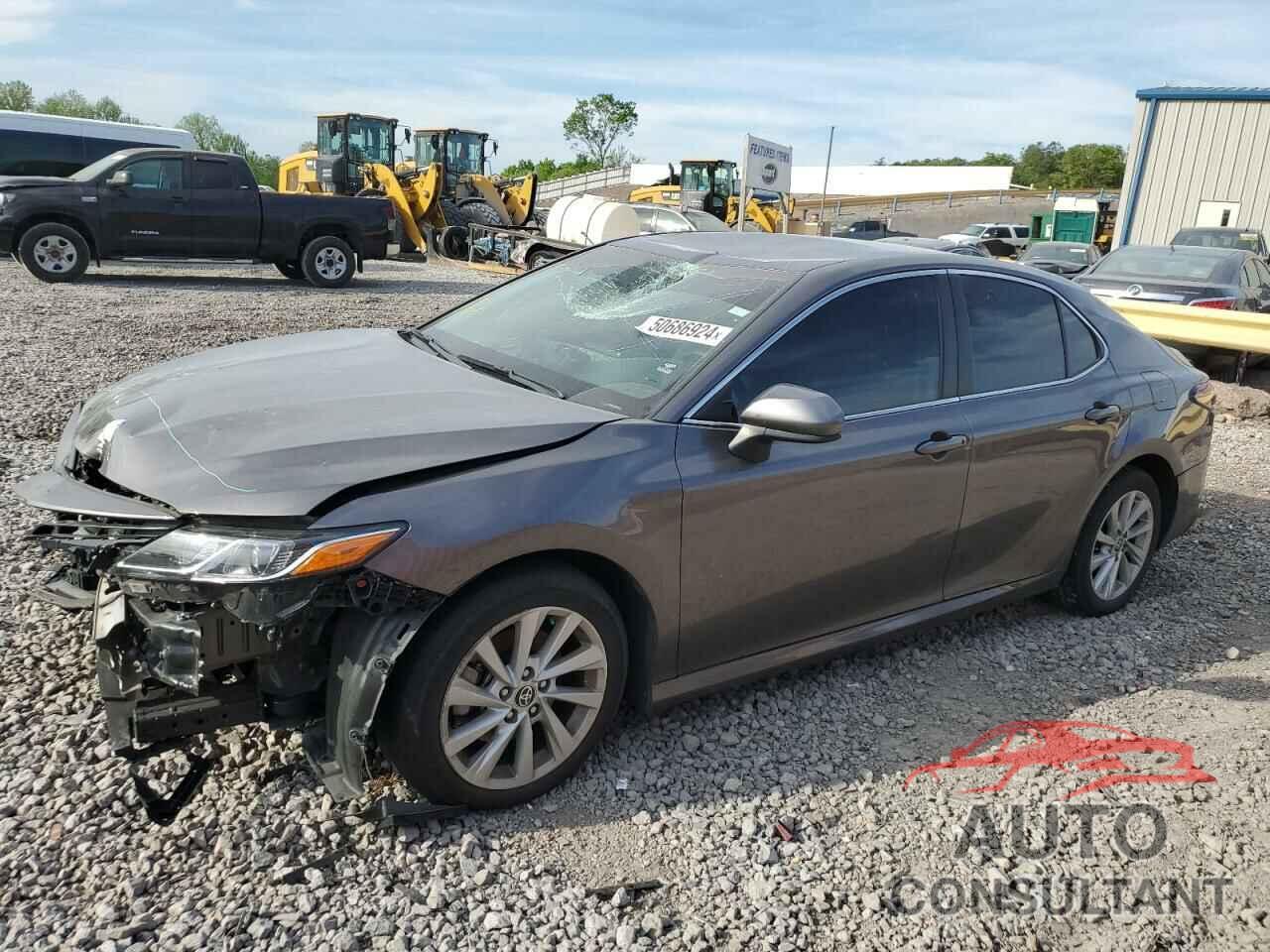 TOYOTA CAMRY 2022 - 4T1C11AK6NU654142