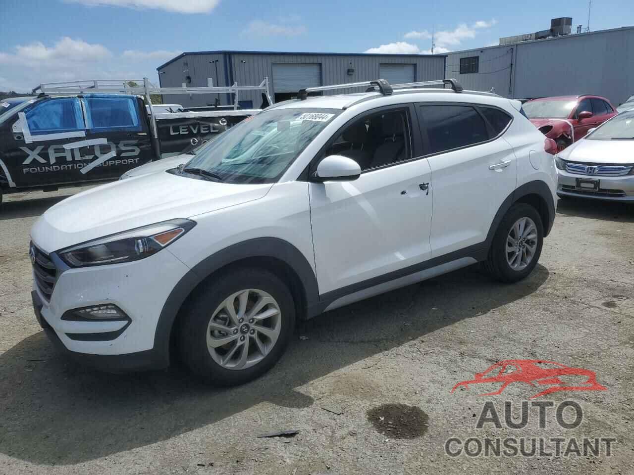 HYUNDAI TUCSON 2018 - KM8J3CA41JU690801