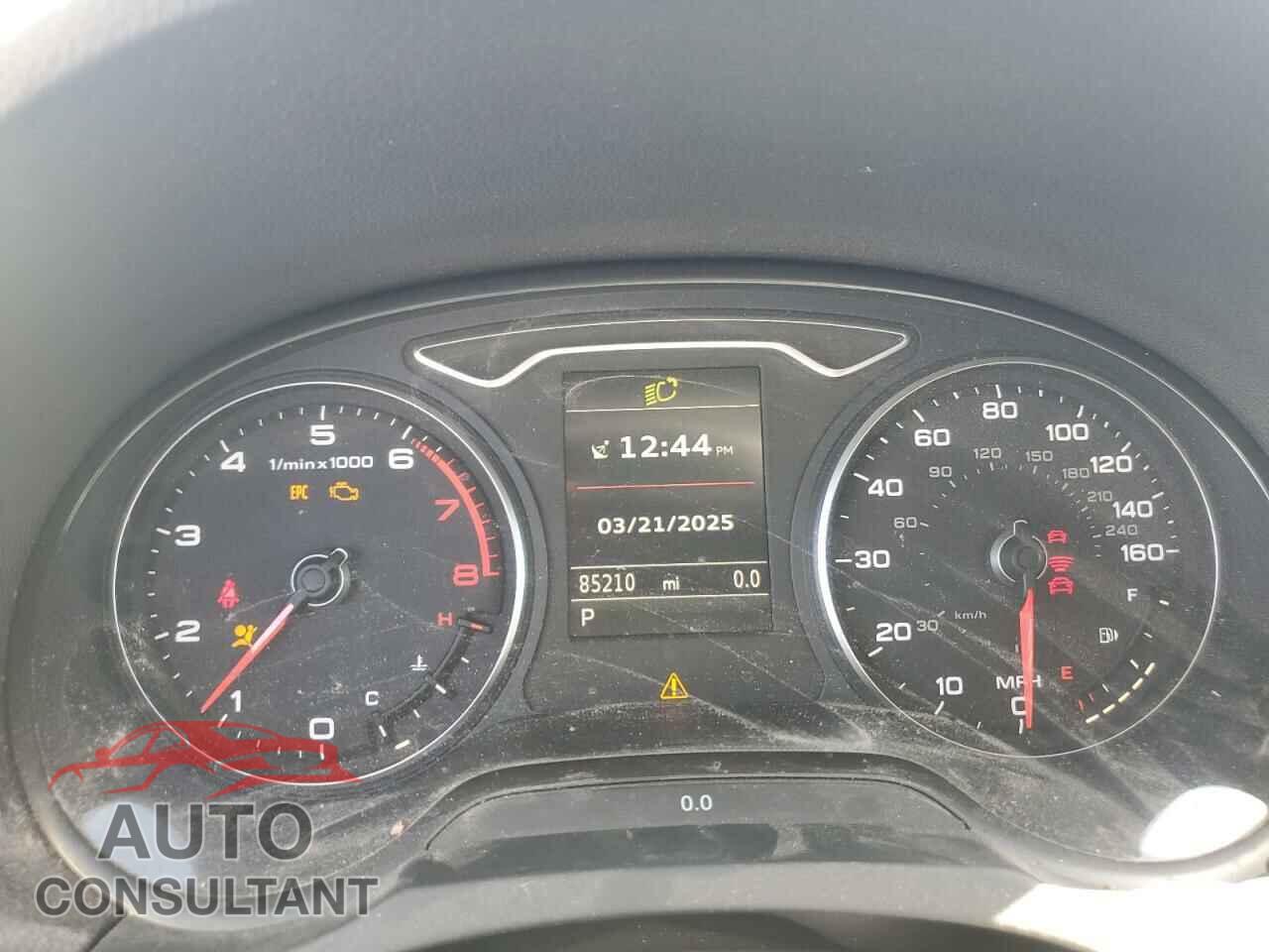 AUDI A3 2015 - WAUKFGFF8F1042086
