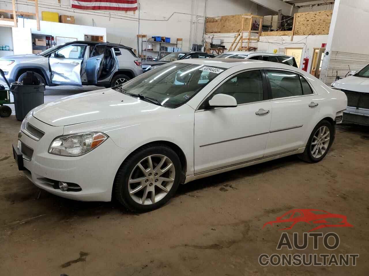 CHEVROLET MALIBU 2011 - 1G1ZE5EU4BF358597