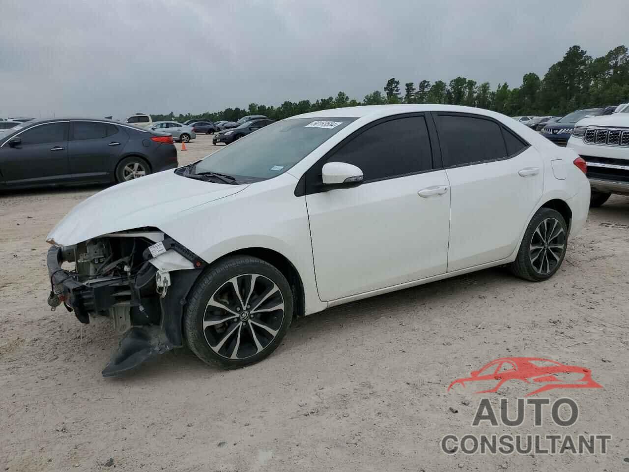 TOYOTA COROLLA 2018 - 5YFBURHE7JP781186
