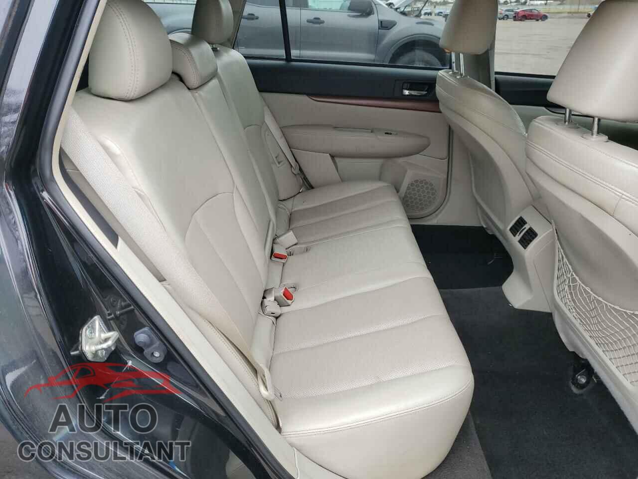 SUBARU OUTBACK 2014 - 4S4BRBLC5E3282556